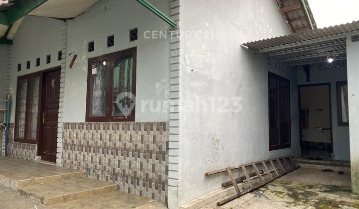 Dijual Rumah Bagus Terawat Di Perum Bumi Sawangan Indah  2