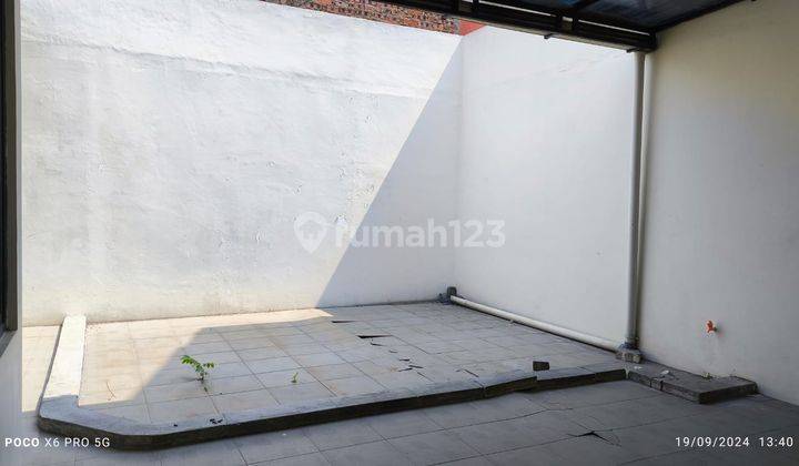 Disewa Rumah Bagus Siap Huni Lokasi di Cluster Aralia Tarumajaya  2