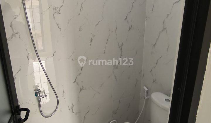 Dijual Rumah Full Renovasi di Perumahan Nirwana Residence, Jakarta Selatan 2