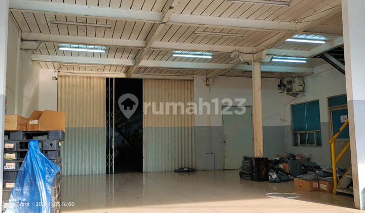 Gudang disewakan di harapan indah bekasi, siap pakai 2