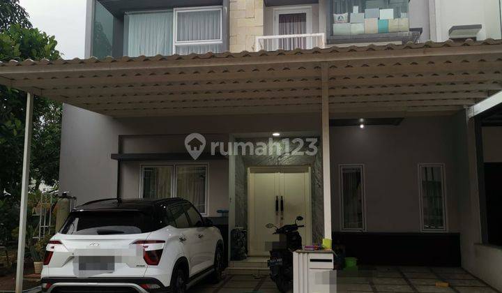 Rumah Cantik 2 Lantai Sudah Renovasi, Jakarta Timur 1