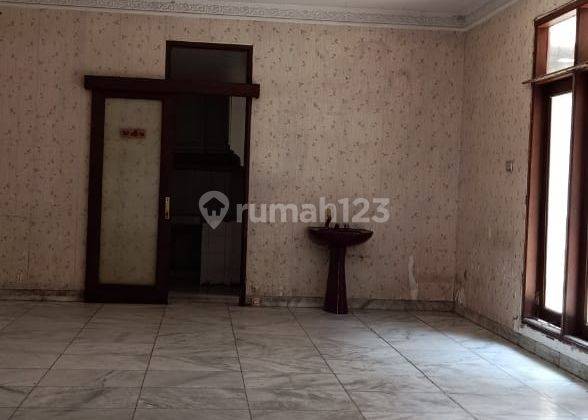 Rumah 2 Lantai Bagus di Taman Modern, Cakung Jakarta Timur 2