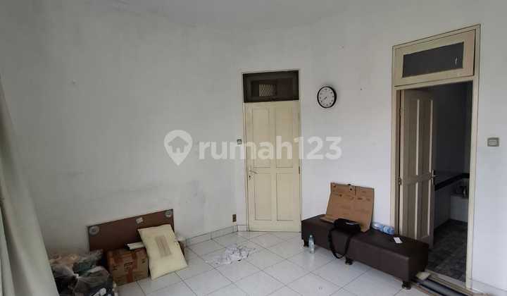 Corner House in Taman Modern Cakung, East Jakarta 2