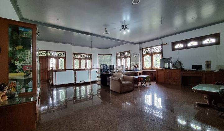 Rumah mewah lokasi Prime Siap Huni di Kayu Putih 2