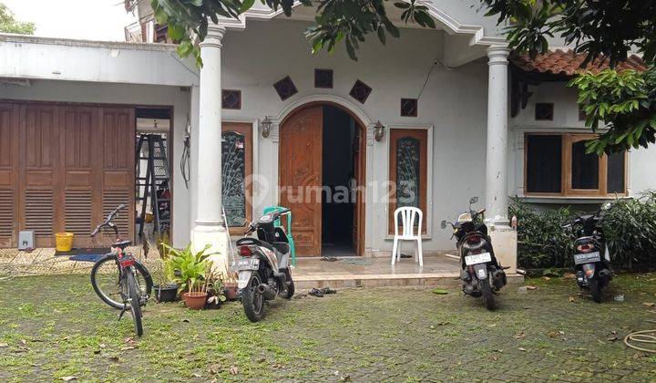 Rumah Jual Hitung Tanah Bernuansa Pedesaan Banyak Tanaman di Cijantung 1