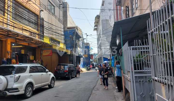 Ruko Strategis Akses 2 Mobil Pasar Baru Jak Pus Ruko Strategis Akses 2 Mobil Pasar Baru Jak Pus