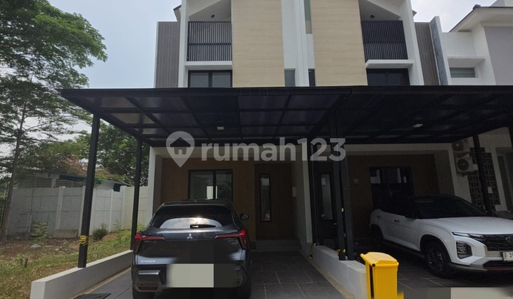 2-Story House in Yarra Cluster, JGC, East Jakarta