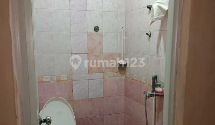 Ready-to-Occupy House in Taman Pulo Indah, Pulo Gadung, East Jakarta 2