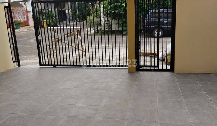 Dijual Rumah Bagus Baru Strategis Cantik  Hook di Bulevard Hijau Harapan Indah Bekasi 2