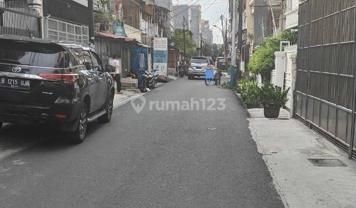 Disewakan Rumah 2 Lantai Untuk Usaha Di Pademangan  Jakarta Utara

 2