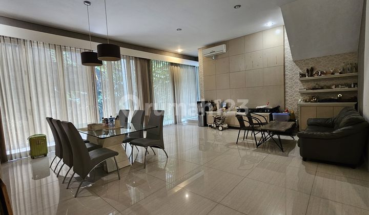 Pakuwon Indah Imperial Golf  Rumah Minimalis. Siap Huni. 2