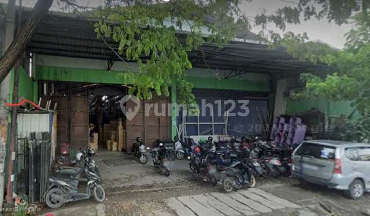 Ready-to-Use Warehouse + Shop in Raya Kalirungkut. Facing Twin Main Road.