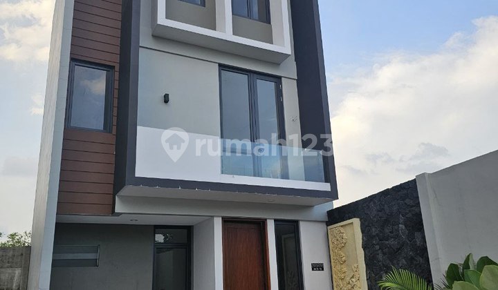 Dian Istana Oasia New Minimalis & Full Furnish. Posisi Kuldesak. 2