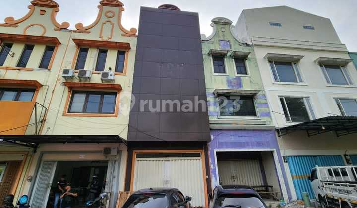 Ruko Villa Bukit Mas (Vbm) Siap Pakai. Hadap Jalan. Parkir Luas.