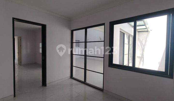 Dian Istana La Fleur Rumah Baru American Modern W/ Attic Room 2