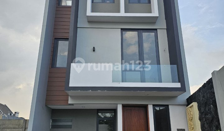 Dian Istana Oasia New Minimalis & Full Furnish. Posisi Kuldesak. Dian Istana Oasia New Minimalis & Full Furnish. Posisi Kuldesak.