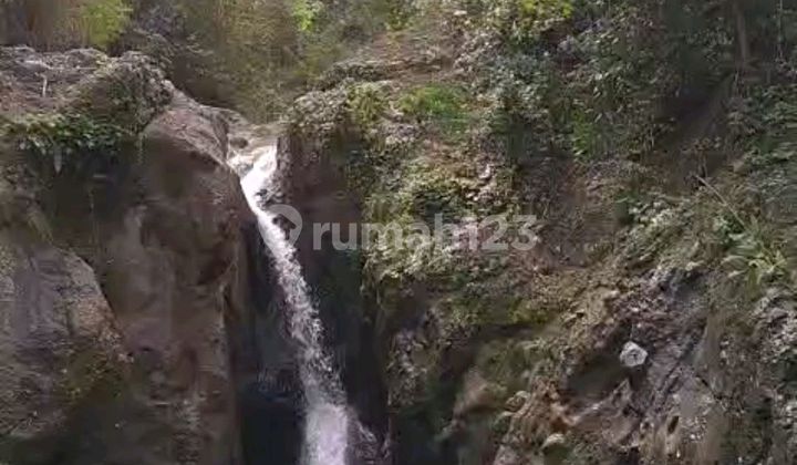 Beautiful Land with a Large River View Beautiful Land with a Large River View