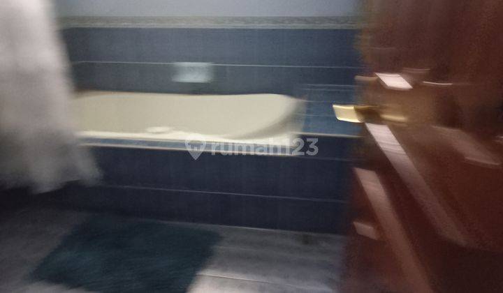 BEAUTIFUL VILLA LOCETED IN STRATEGIC AREA 10