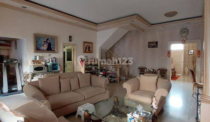 Dijual Rumah Pik1 Shm 2,5lantai Full Furnish 1