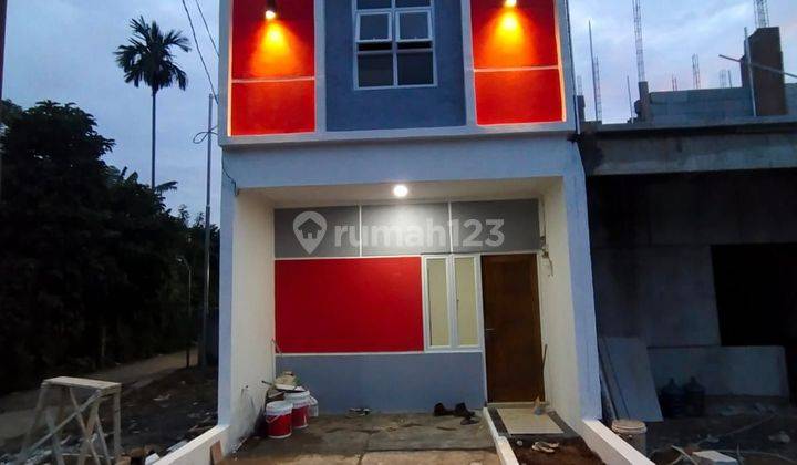 Rumah 2 lantai dekat stasiun dan tol Rumah 2 Lantai SHM di Jalan Bakti abri Baru Selatan 1