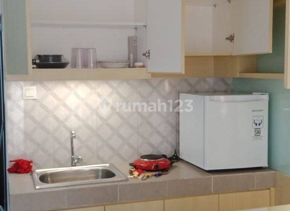 dapur apartemen mekar wangi square 2br