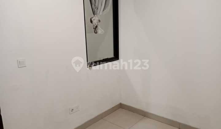 For Rent Green Royal Condohouse Kalideres Cheap 2