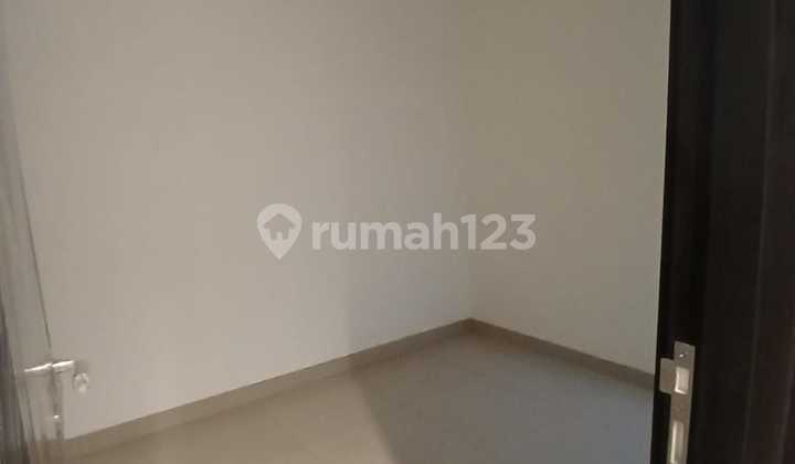 Dijual Cepat Green Royal Residence Uk.50m2 - Rumah Rapi, Lokasi Strategis 2