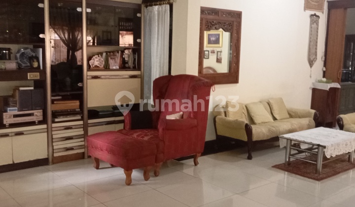 Rumah Lama Terawat di Jatinegara 2