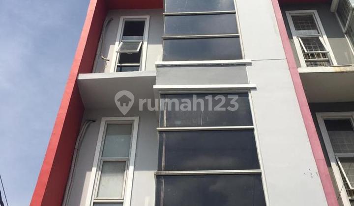 Ruko di Tanah Abang, Lokasi Bagus