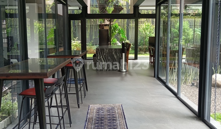 Rumah Bagus Di Kebayoran Baru