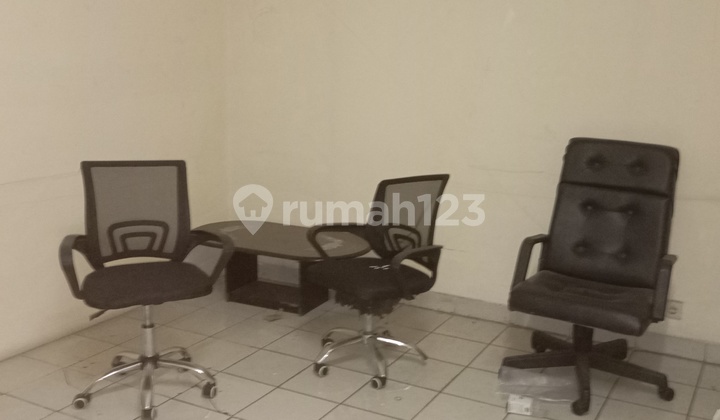 3-Storey Shophouse in Pondok Pinang Near Toll Road 2