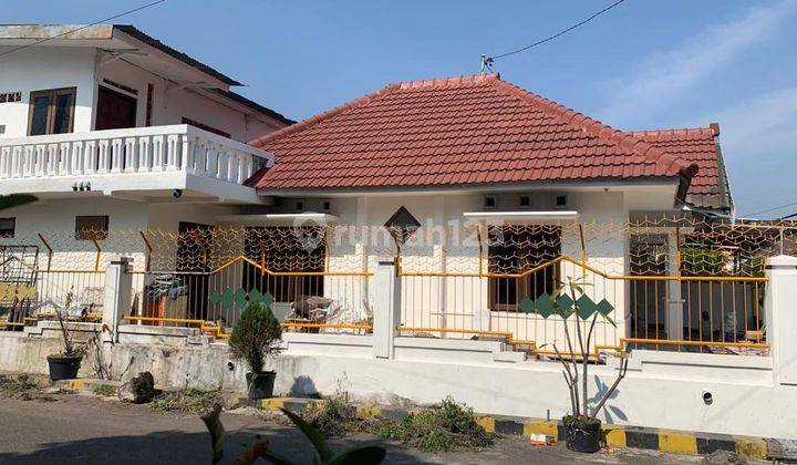 Rumah Besar Daerah Borobudur Blimbing Luas, Aman, Siap Pakai 2