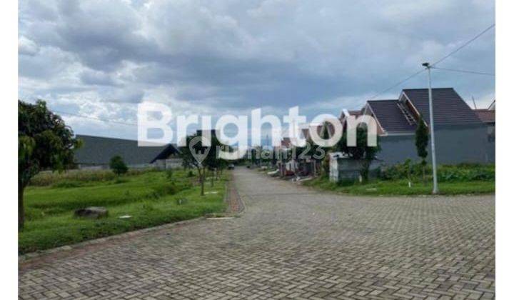 tanah ciamik lokasi austinville yg lagi berkembang dan prospek untuk investasi. mumpung masih murah 2