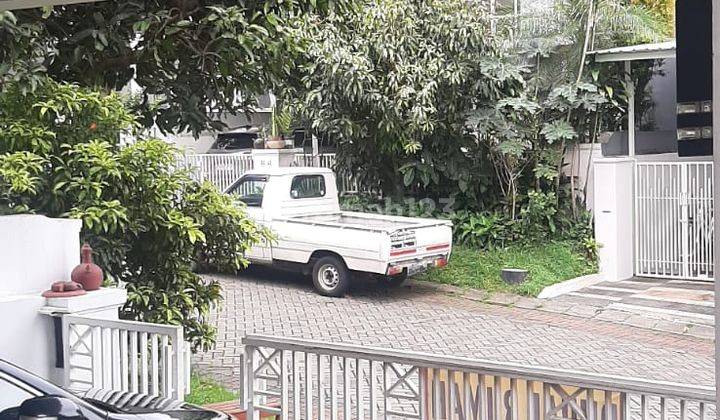 rumah cantik dengan roof top di villa puncak tidar Malang 2