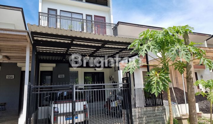 rumah bagus di  di araya fekat binus universitas kota malang.