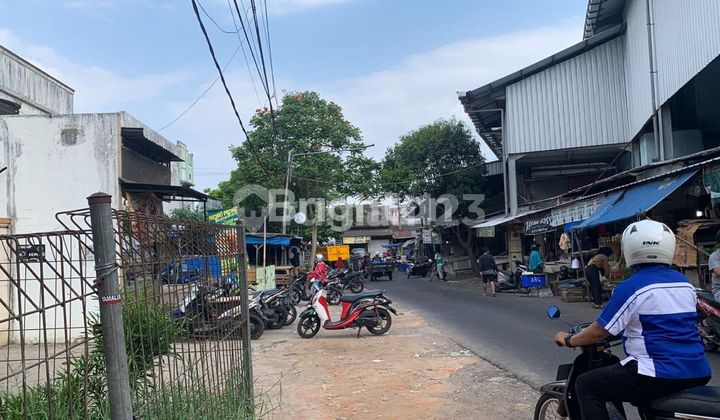 rumah dekat pasar ,sangat ramai dikota malang, cocok untuk usaha perdagangan 2