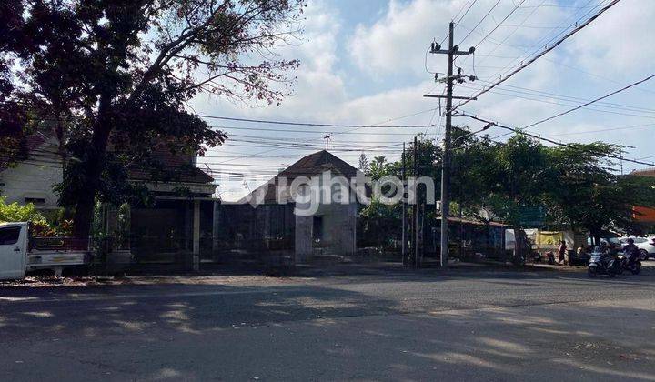 rumah hitung tanah di daerah gunung gunung ijen kota malang 2