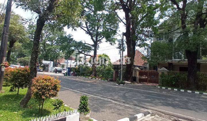 rumah kolonial belanda di daerah ijen kota malang 1