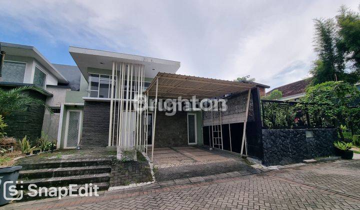 Rumah di lingkungan ijen kota malang 1