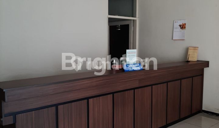 Former office shophouse for sale on Raya Singosari, Malang. 2