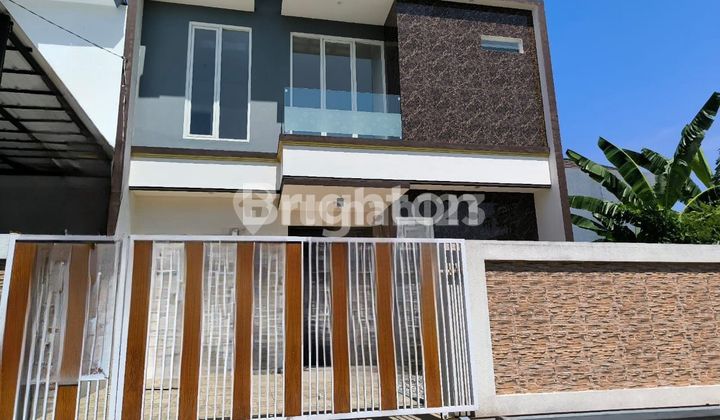 Rumah mewah di rungkut kota surabaya 1