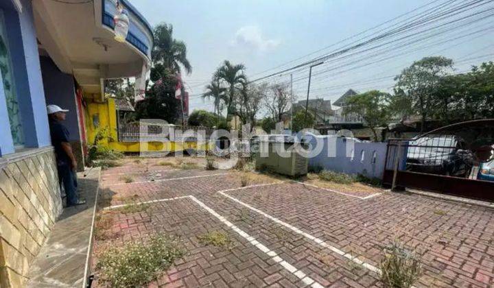 rumah usaha dijual di klojen kota malang 2