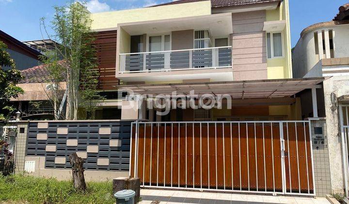 Rumah mewah di araya kota malang Rumah mewah di araya kota malang