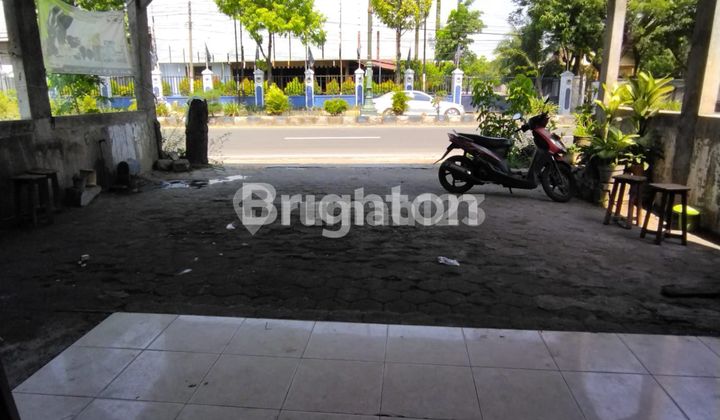 Active Shop for Sale in Caruban Madiun City