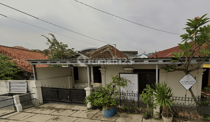 Rumah Dijual Siap Pakai Lokasi Strategis di Jl. Jambu Semarang 1