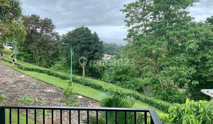 Rumah Cantik di Graha Candi Golf, Semarang Selatan 2