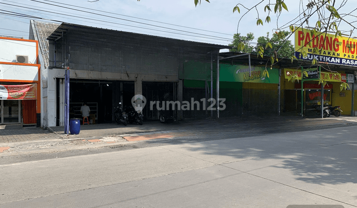 Ruko Daerah Ramai Di Tlogosari Semarang 1