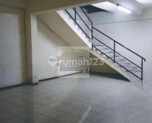 Ruko Strategis Brumbungan Semarang Tengah 2
