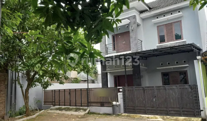 2-story House in the Tembalang Area Near Undip Semarang 1