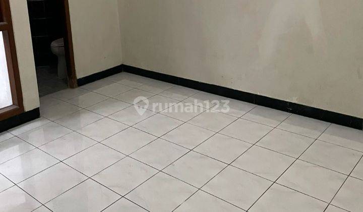 Rumah Tengah Kota Dekat Bandara, Semarang Barat 2